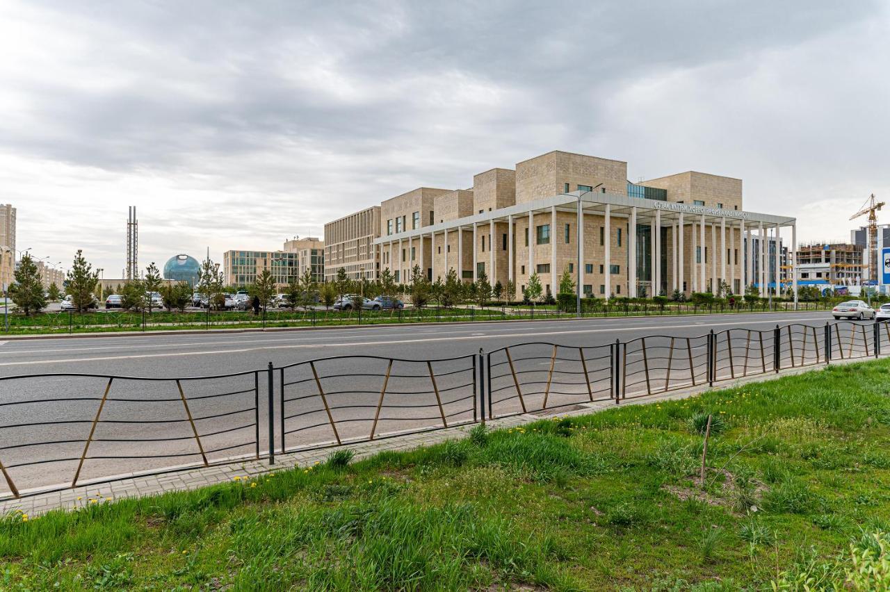 Шикарная Квартира На Против Сада Nur-Sultan (Astana) Exterior photo